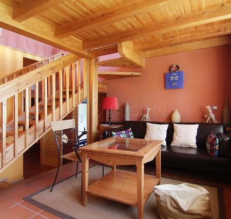 Hotel Sara De Ur La Cabrera Exteriér fotografie