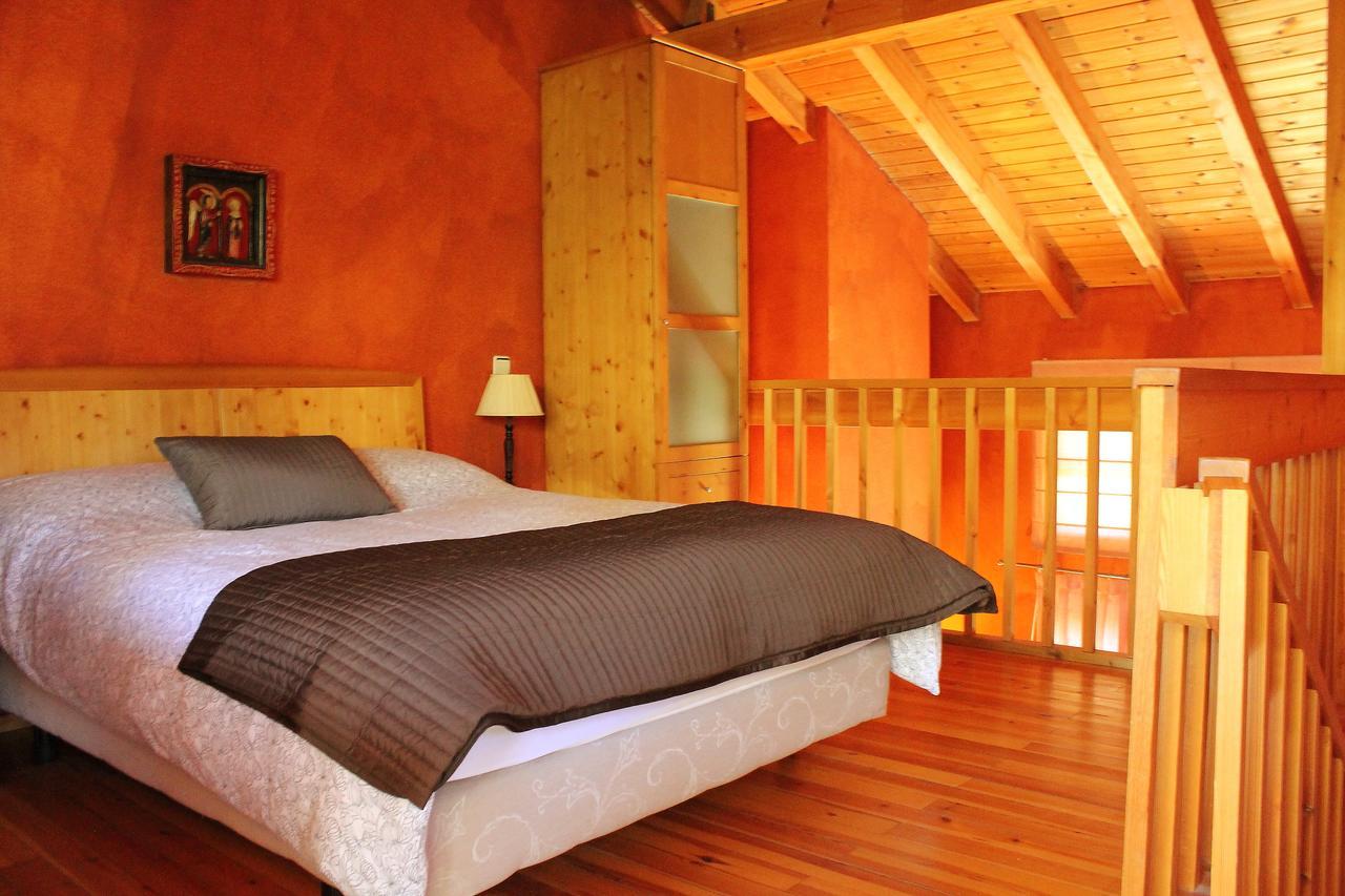Hotel Sara De Ur La Cabrera Exteriér fotografie