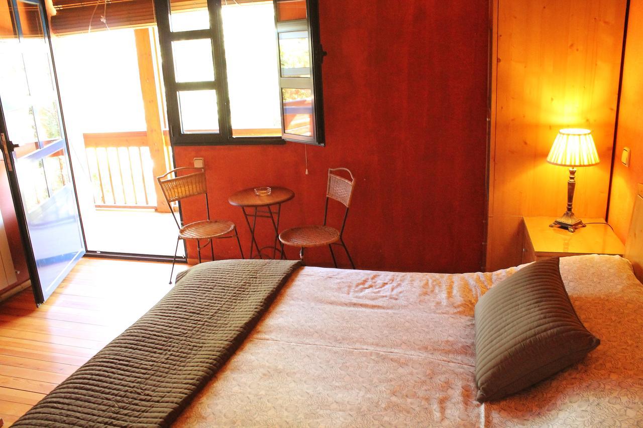 Hotel Sara De Ur La Cabrera Exteriér fotografie
