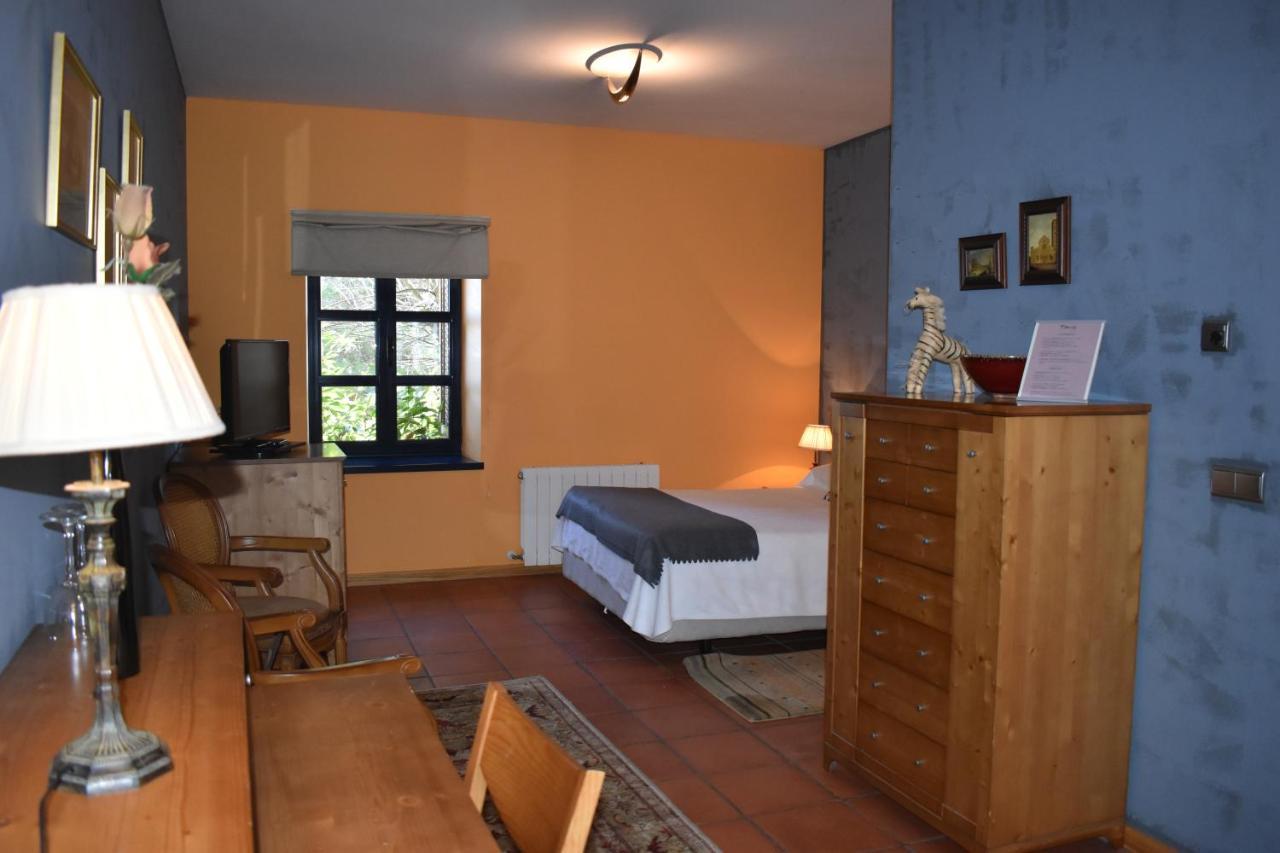 Hotel Sara De Ur La Cabrera Exteriér fotografie